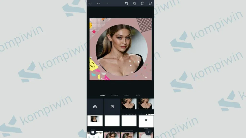 Jika Sudah Tinggal Sesuaikan Posisi Foto dengan Twibbon - Cara Menggabungkan Twibbon dengan Foto menggunakan Canva