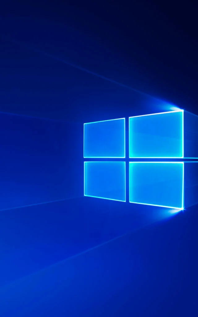 Windows10NewHero_1600x2560_kompiwin