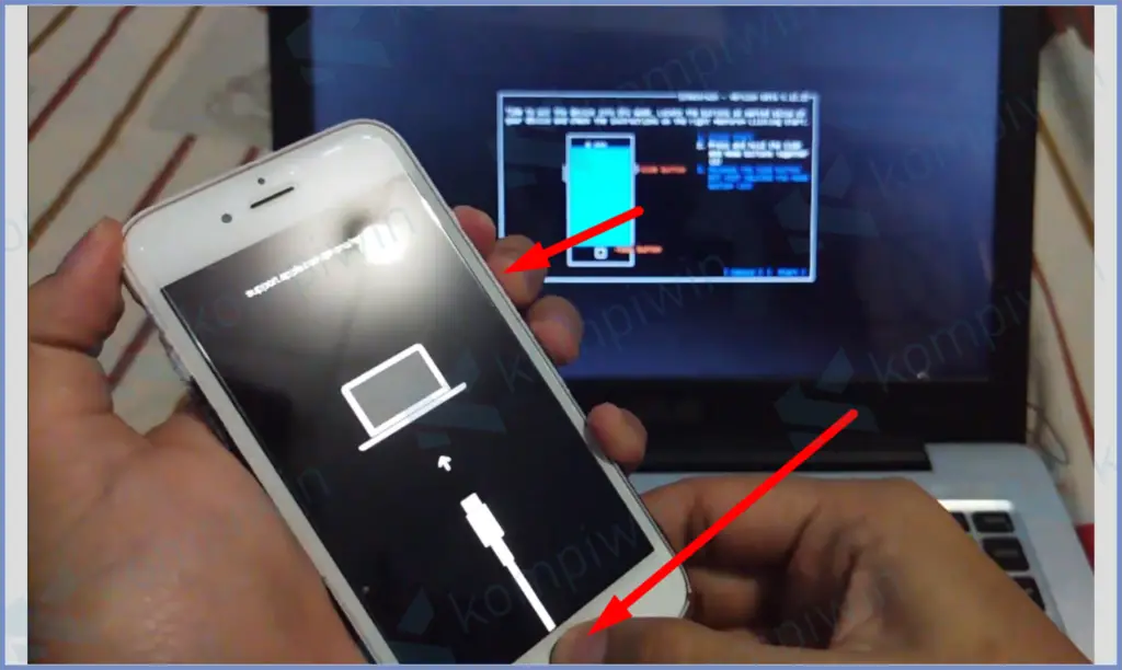 15 Pencet Home Dan Power - Cara Jailbreak iOS 14.4 Dengan Windows